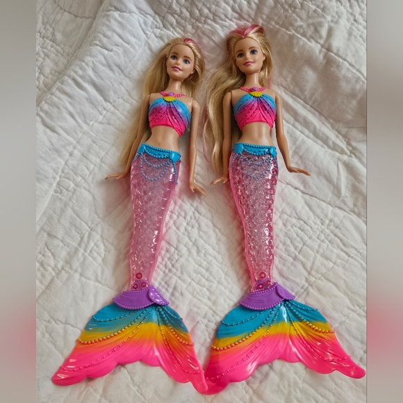 Rainbow light up mermaid barbie doll - Picture 6 of 6